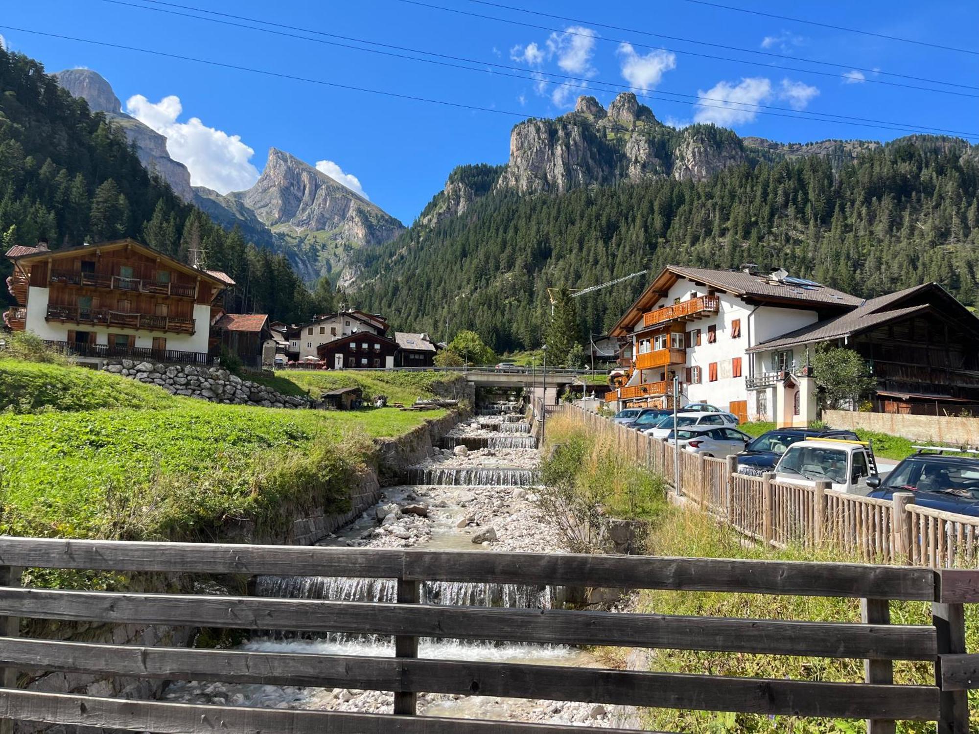 Apartament Mes Lastei Campitello di Fassa Zewnętrze zdjęcie