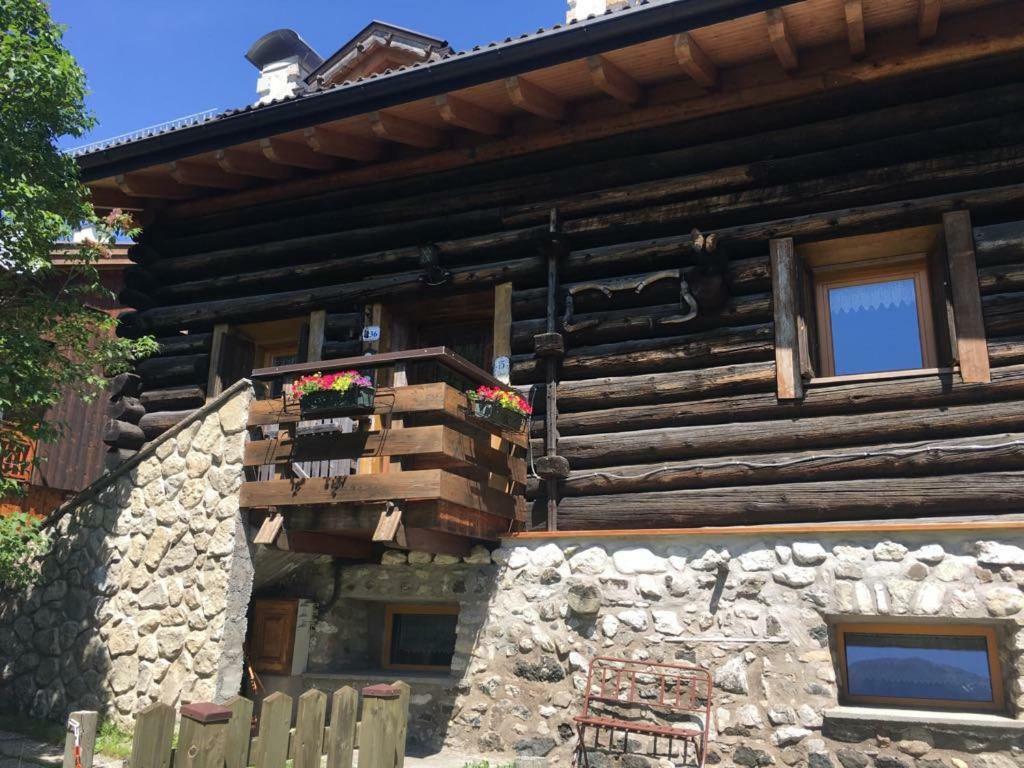 Apartament Mes Lastei Campitello di Fassa Zewnętrze zdjęcie