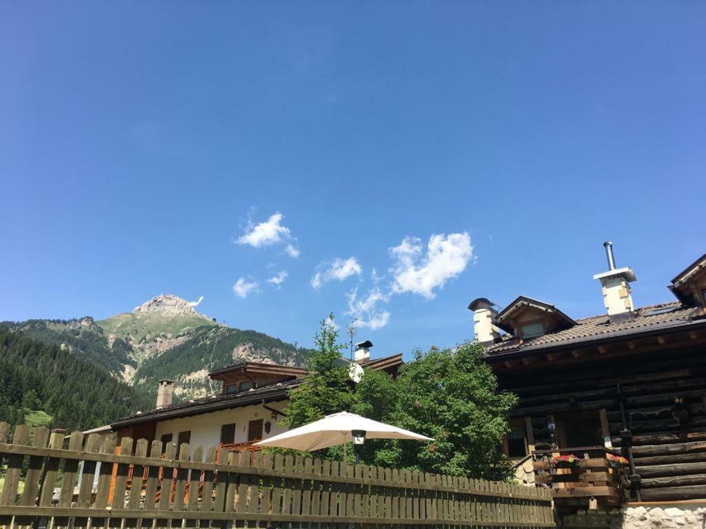 Apartament Mes Lastei Campitello di Fassa Zewnętrze zdjęcie